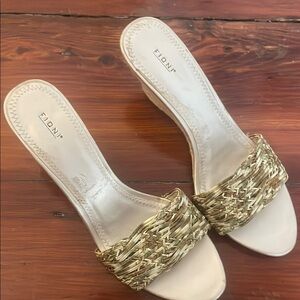 FIONI Clothing Gold and Cream Sandals with Chain Detail